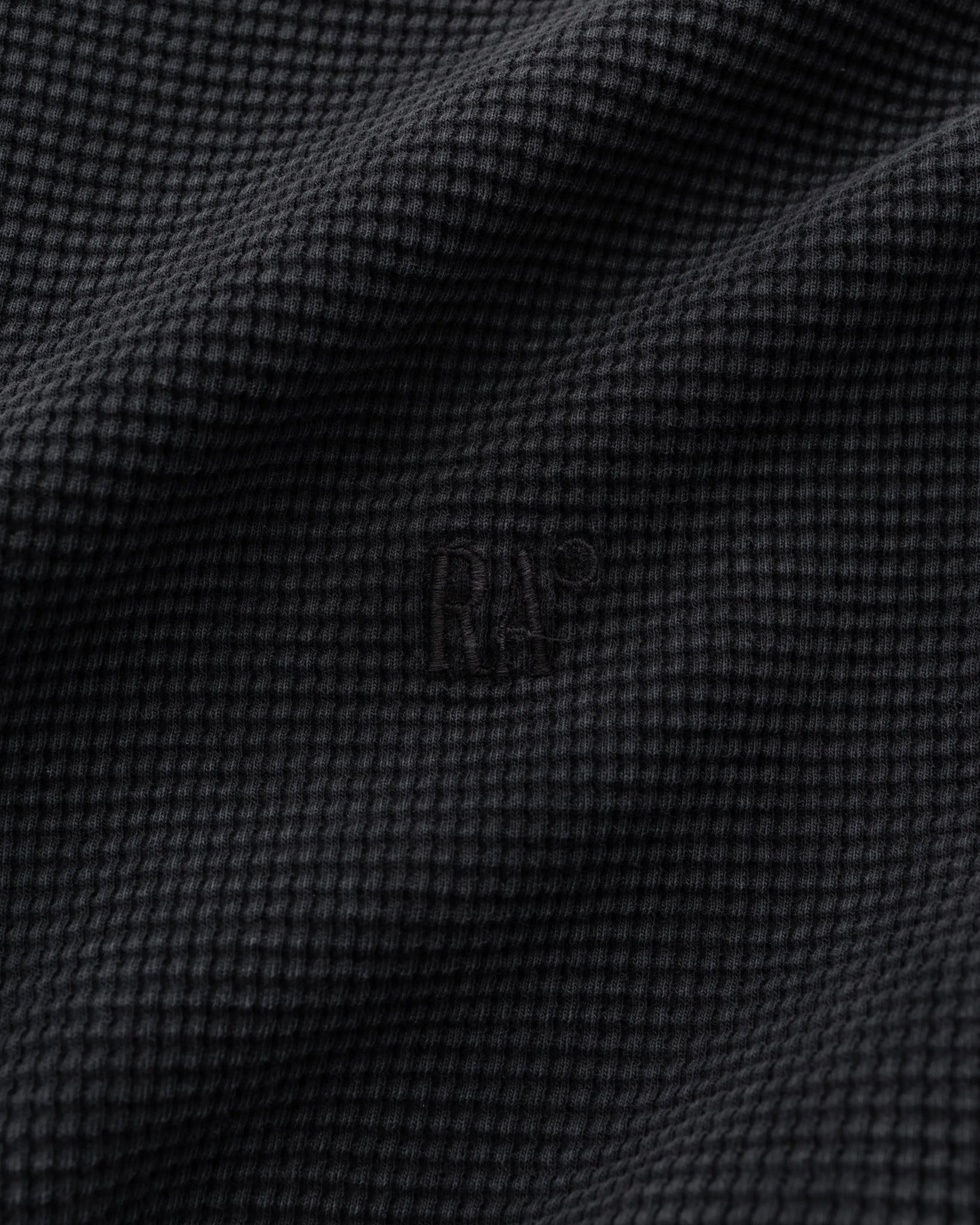 RA Waffel Long Sleeve Black - Root Atelier™ by Eugen Lods
