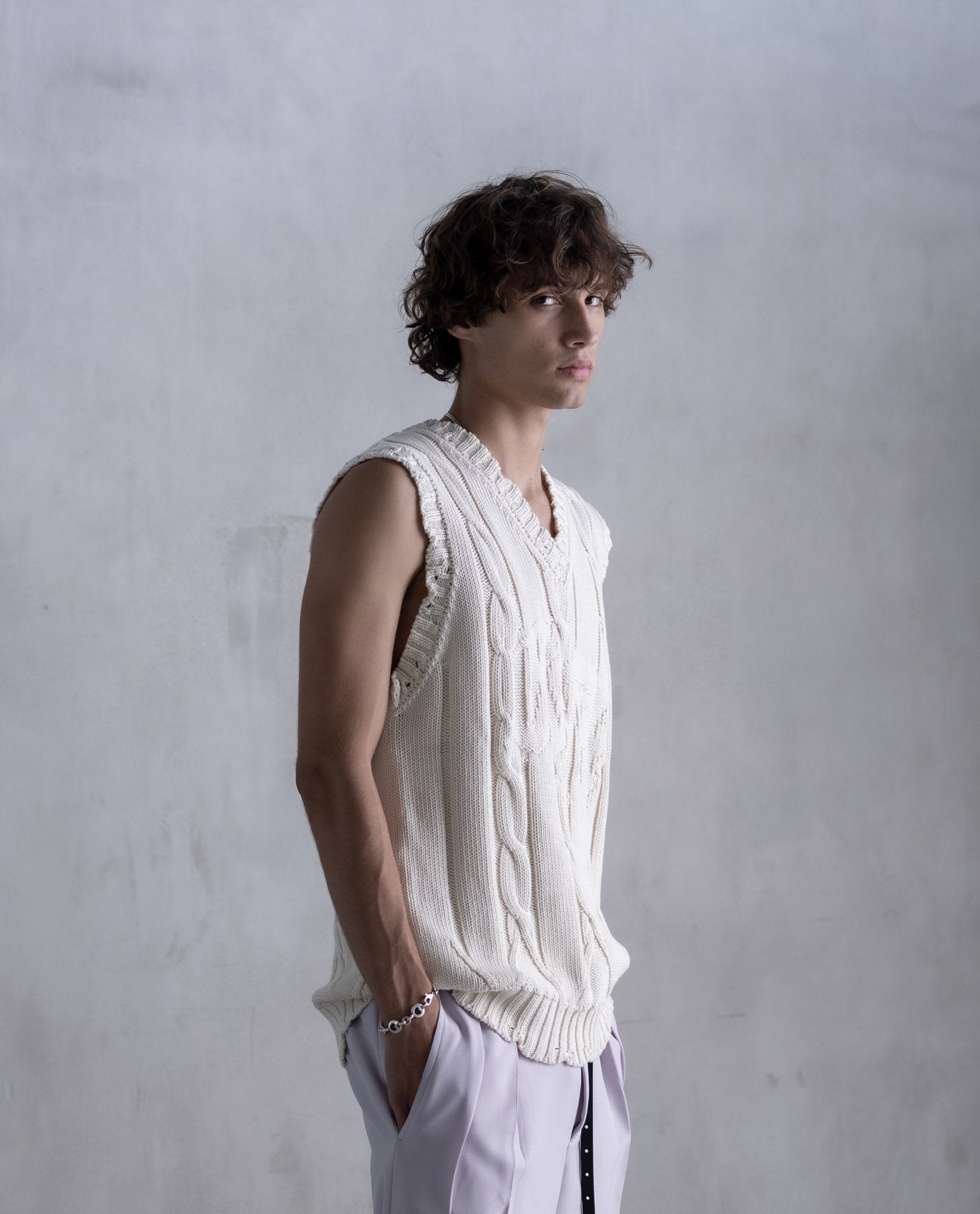 Root RA V - Neck Vest - Root Atelier™ by Eugen Lods